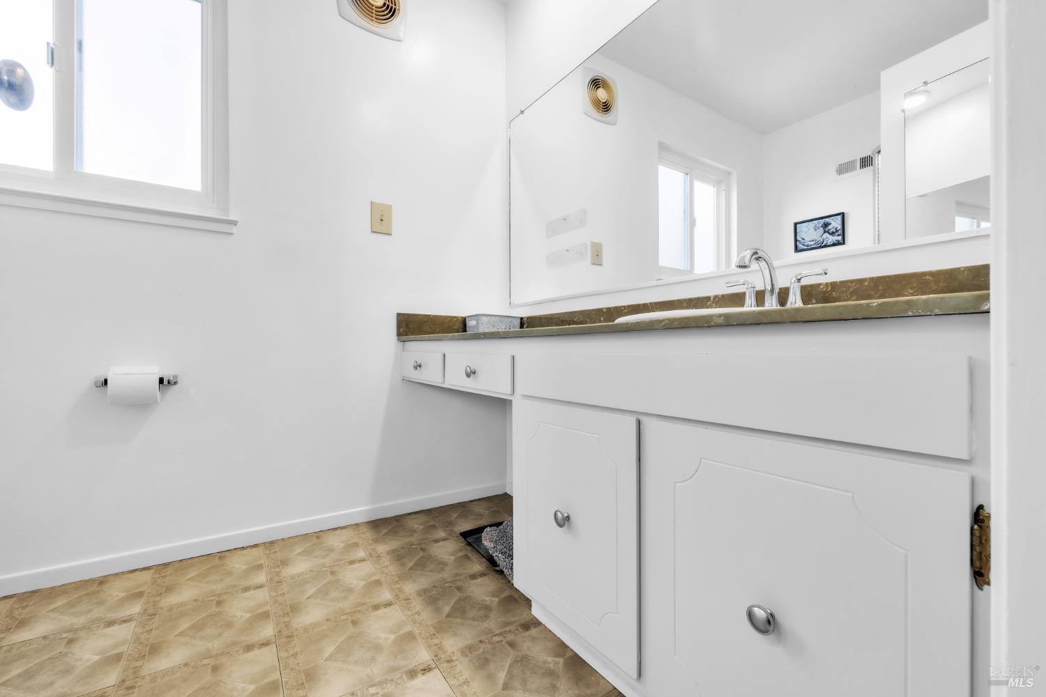 997 Parkside Drive El Sobrante CA 94803