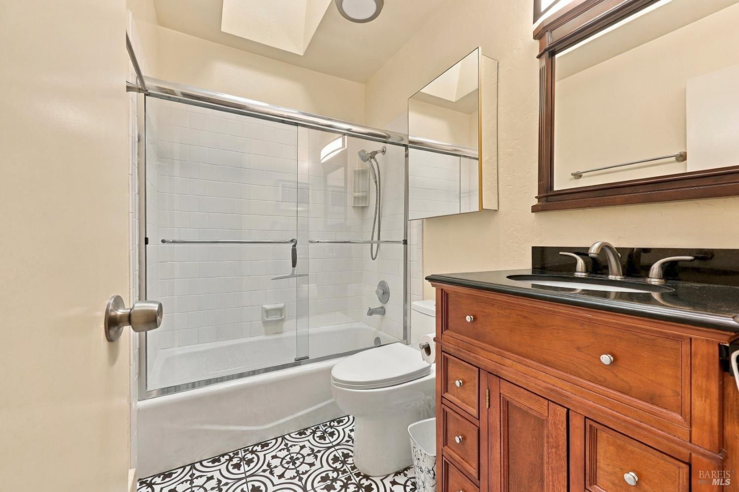 105 Virginia Avenue Sebastopol CA 95472
