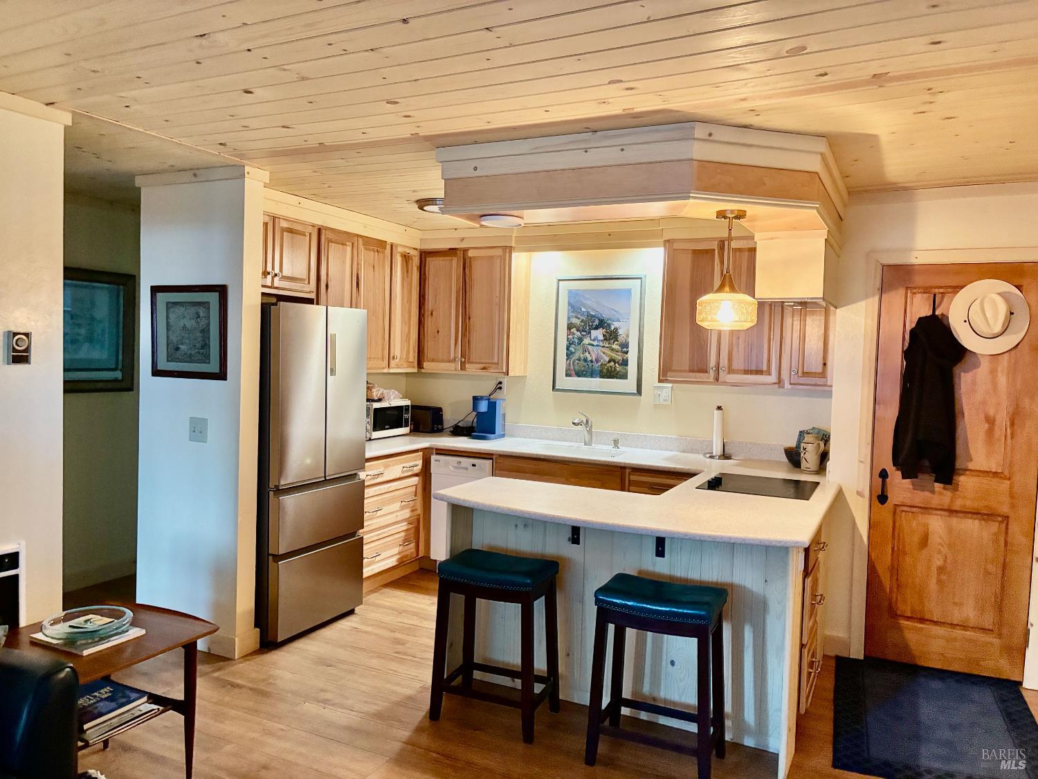105 Virginia Avenue Sebastopol CA 95472