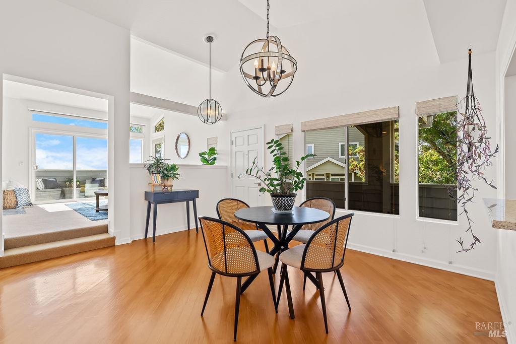 2123 Stonefield Lane Santa Rosa CA 95403