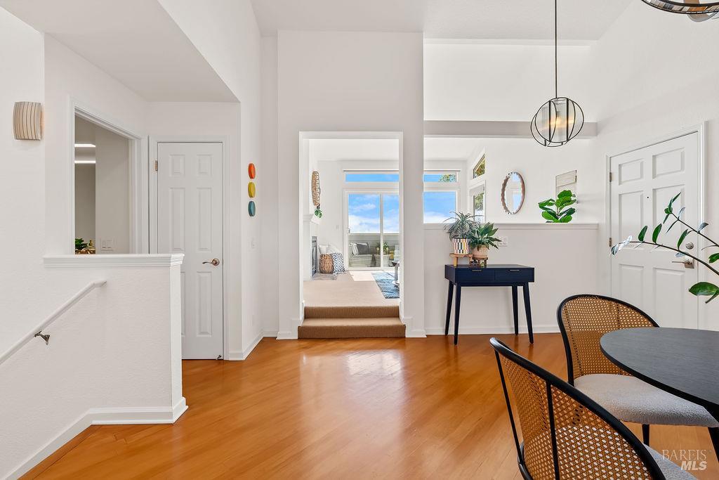 2123 Stonefield Lane Santa Rosa CA 95403