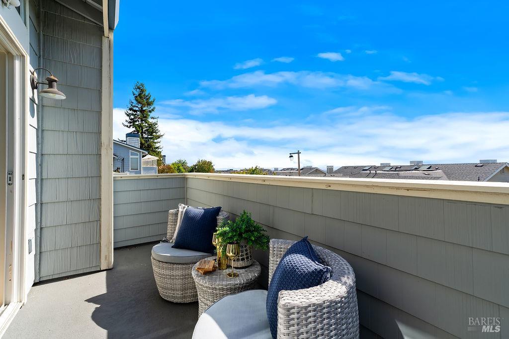 2123 Stonefield Lane Santa Rosa CA 95403