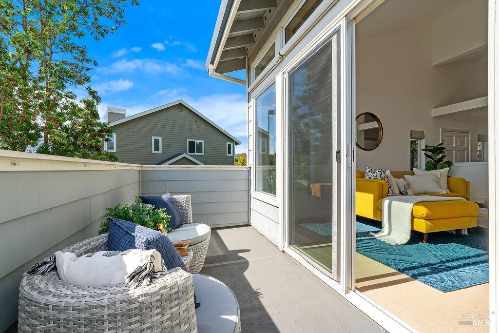 2123 Stonefield Lane Santa Rosa CA 95403