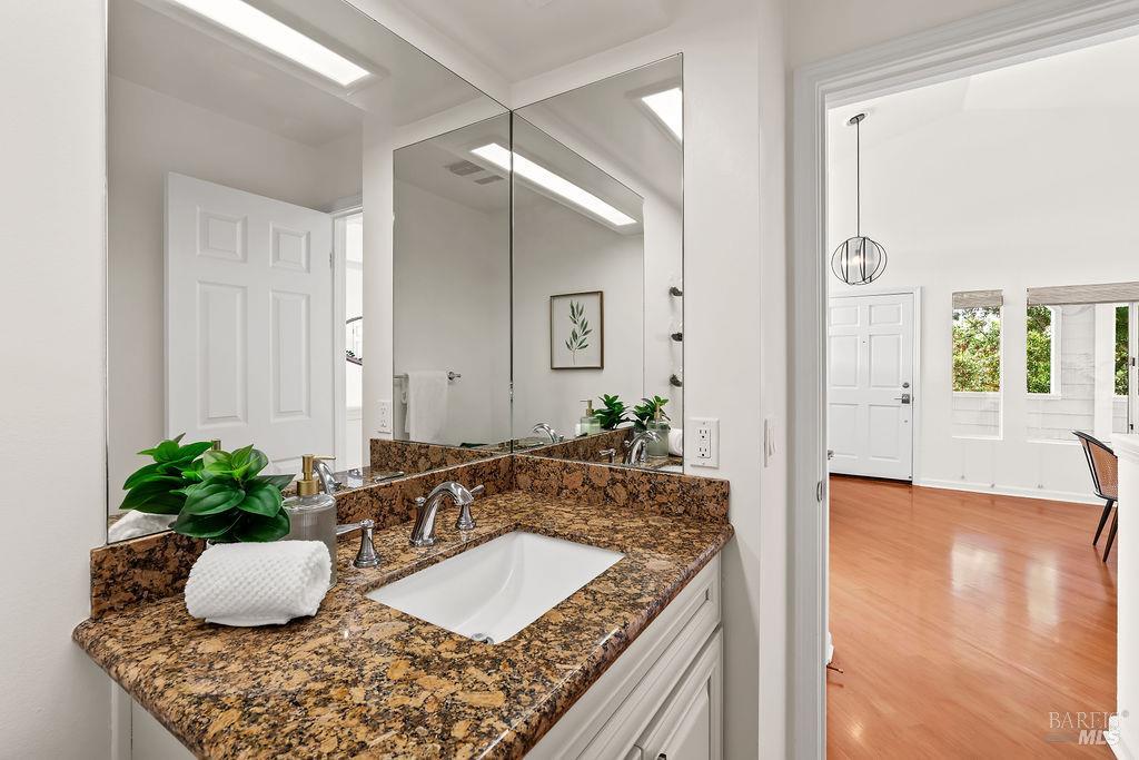 2123 Stonefield Lane Santa Rosa CA 95403