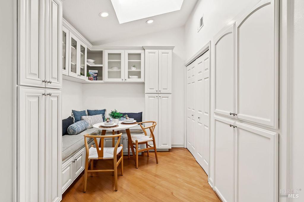 2123 Stonefield Lane Santa Rosa CA 95403