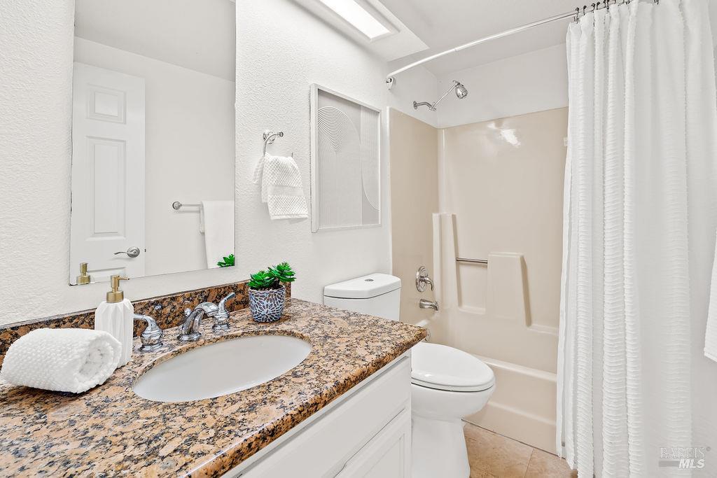 2123 Stonefield Lane Santa Rosa CA 95403