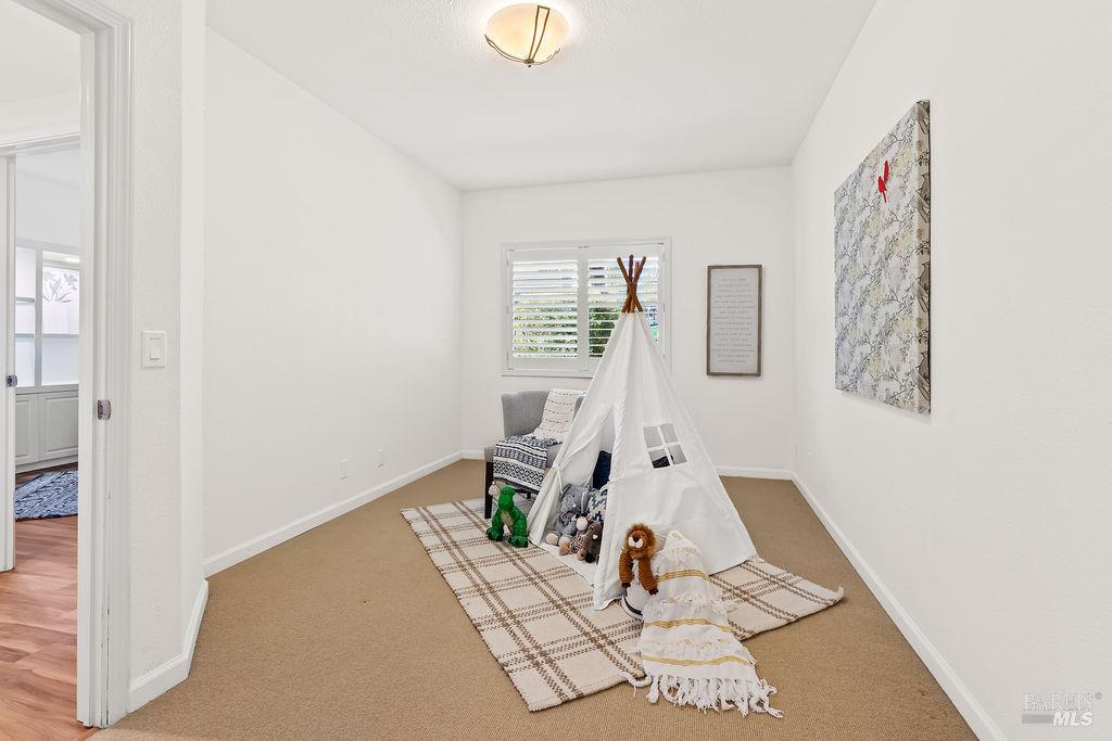 2123 Stonefield Lane Santa Rosa CA 95403