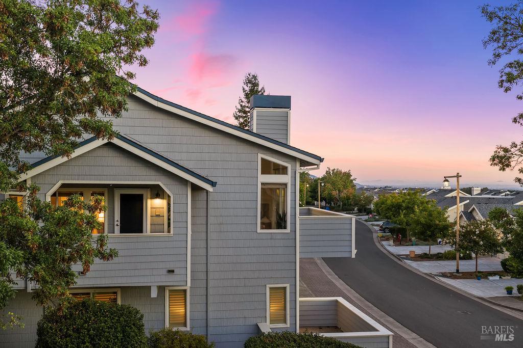 2123 Stonefield Lane Santa Rosa CA 95403