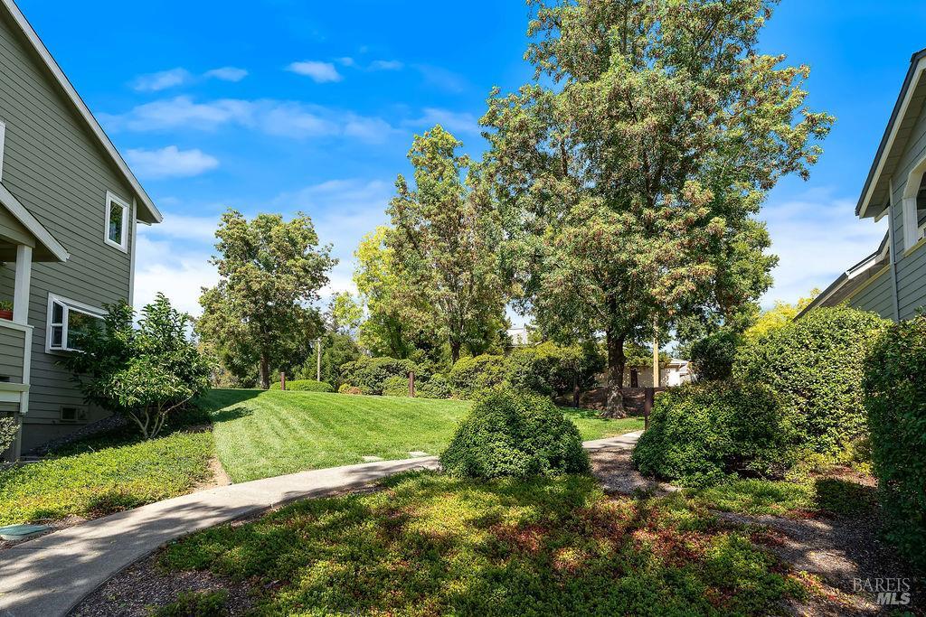 2123 Stonefield Lane Santa Rosa CA 95403