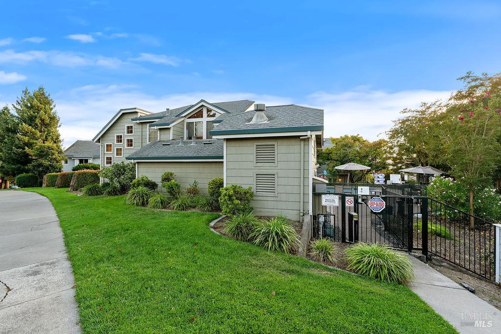 2123 Stonefield Lane Santa Rosa CA 95403