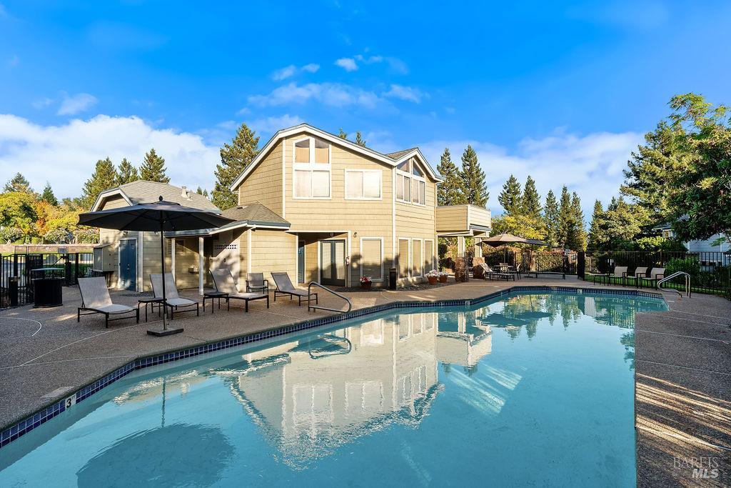 2123 Stonefield Lane Santa Rosa CA 95403