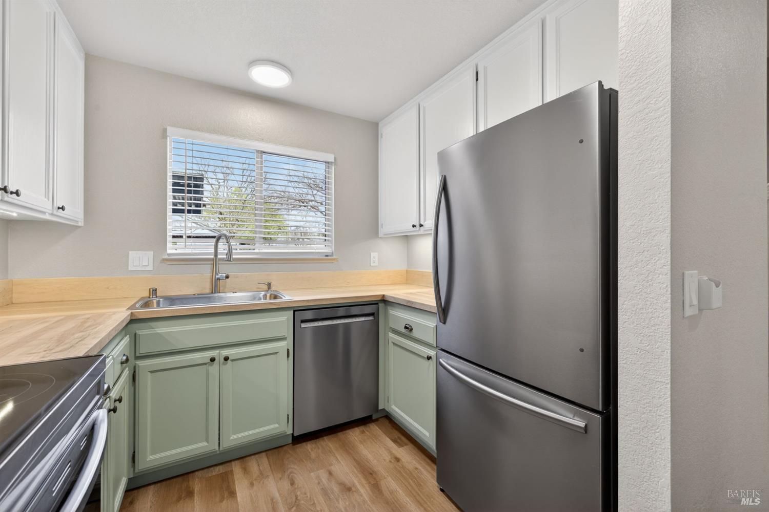 209 Elbridge Avenue Cloverdale CA 95425