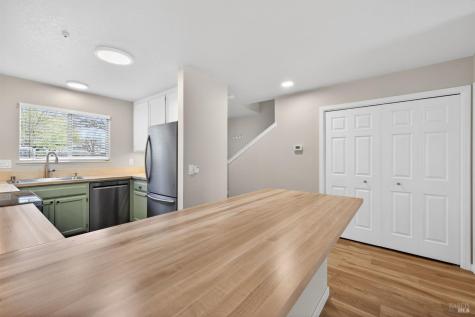 209 Elbridge Avenue Cloverdale CA 95425