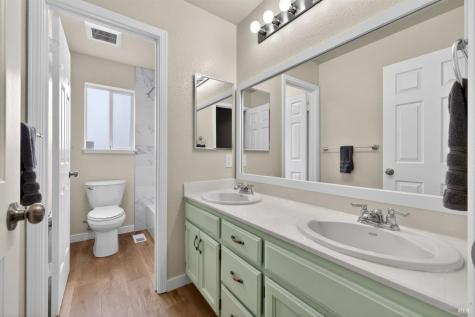 209 Elbridge Avenue Cloverdale CA 95425