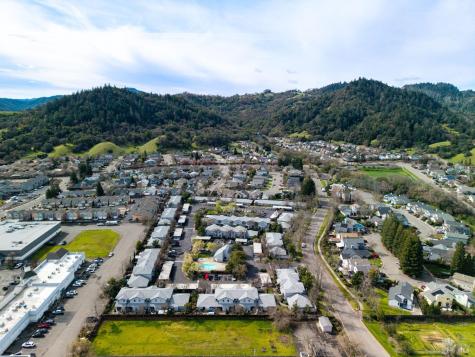 209 Elbridge Avenue Cloverdale CA 95425