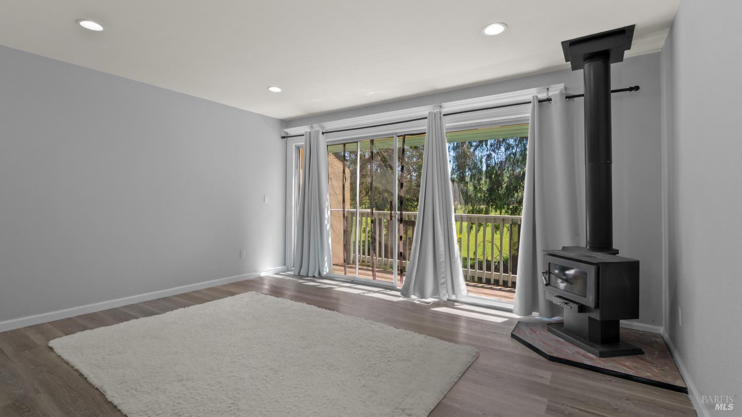 3092 Yulupa Avenue Santa Rosa CA 95405
