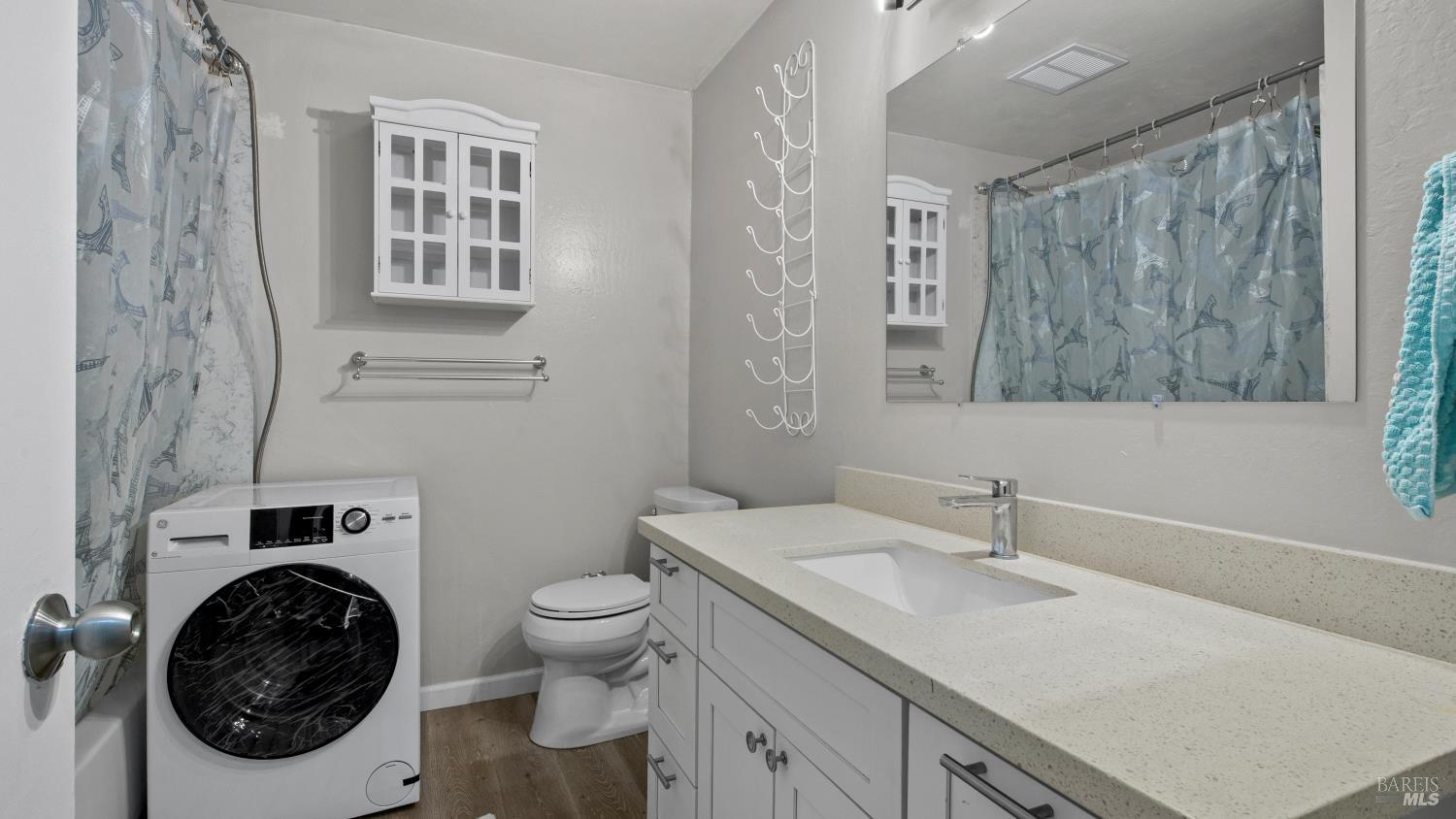 3092 Yulupa Avenue Santa Rosa CA 95405