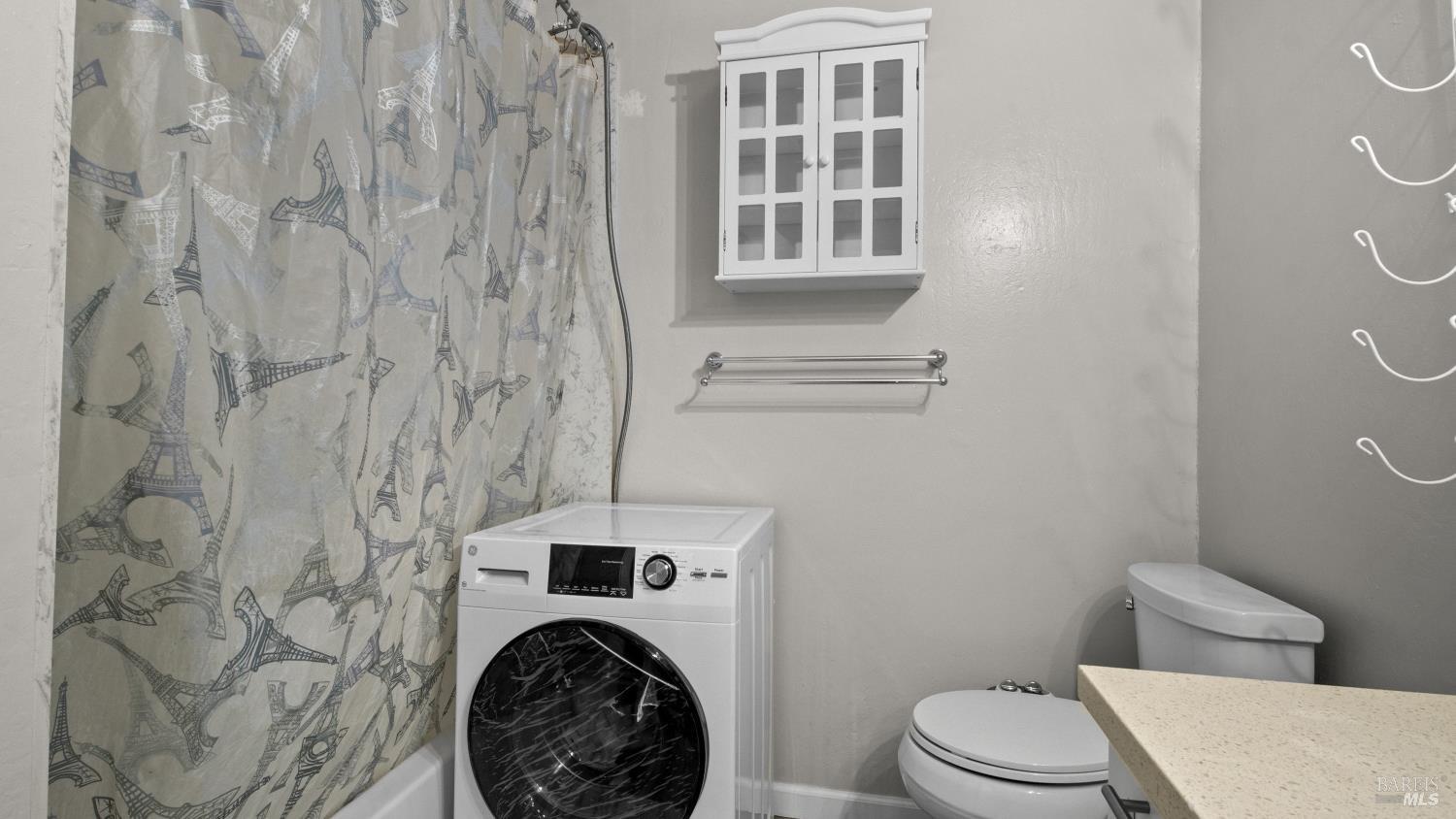 3092 Yulupa Avenue Santa Rosa CA 95405