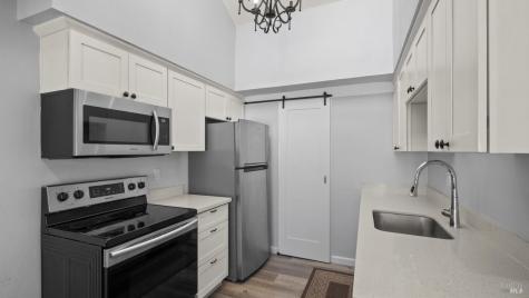 3092 Yulupa Avenue Santa Rosa CA 95405