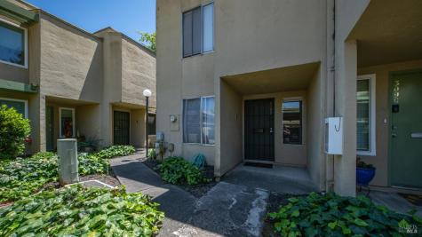 3092 Yulupa Avenue Santa Rosa CA 95405