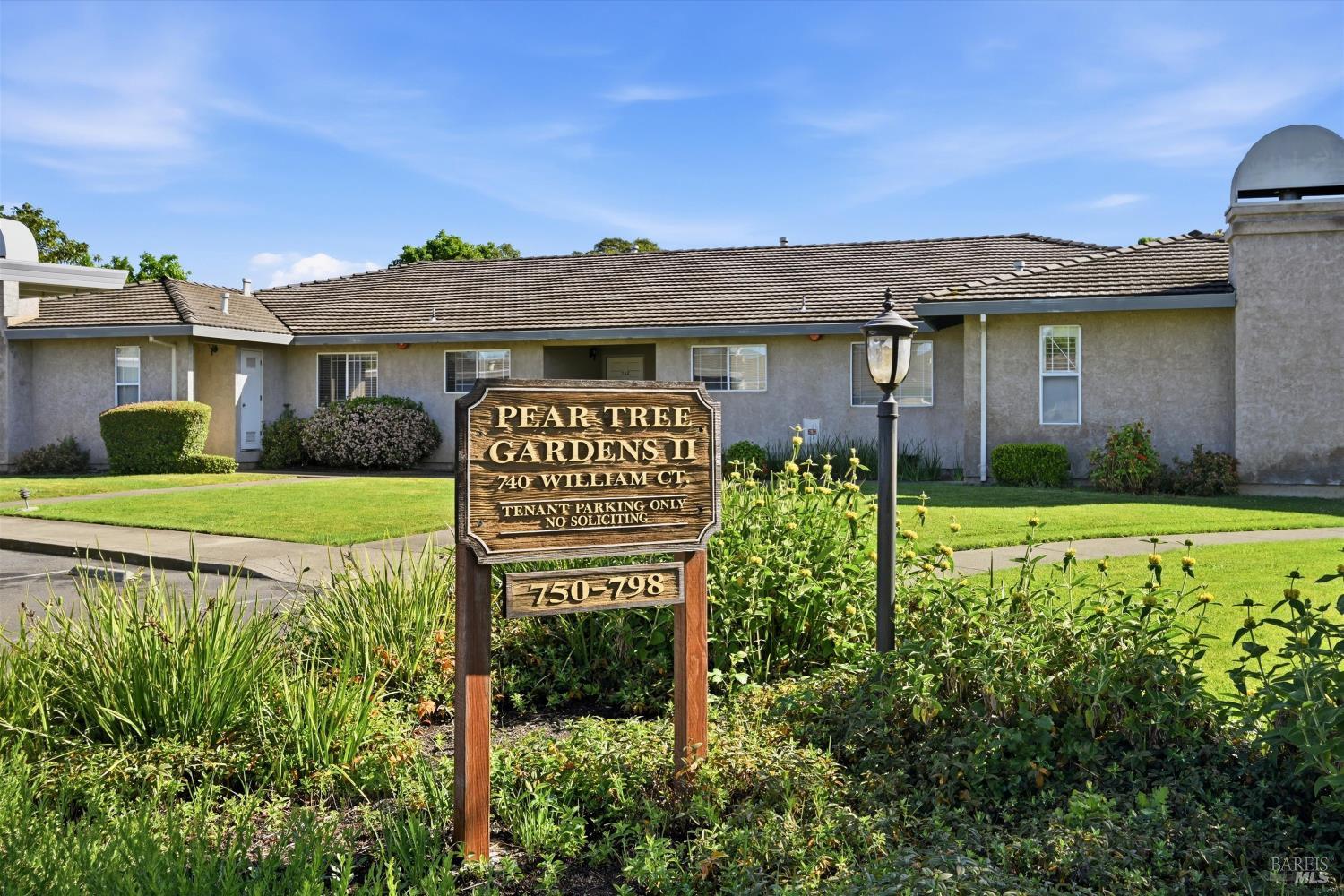 786 William Court Napa CA 94558