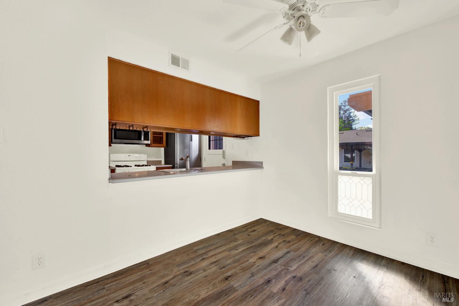 3472 Willis Drive Napa CA 94558