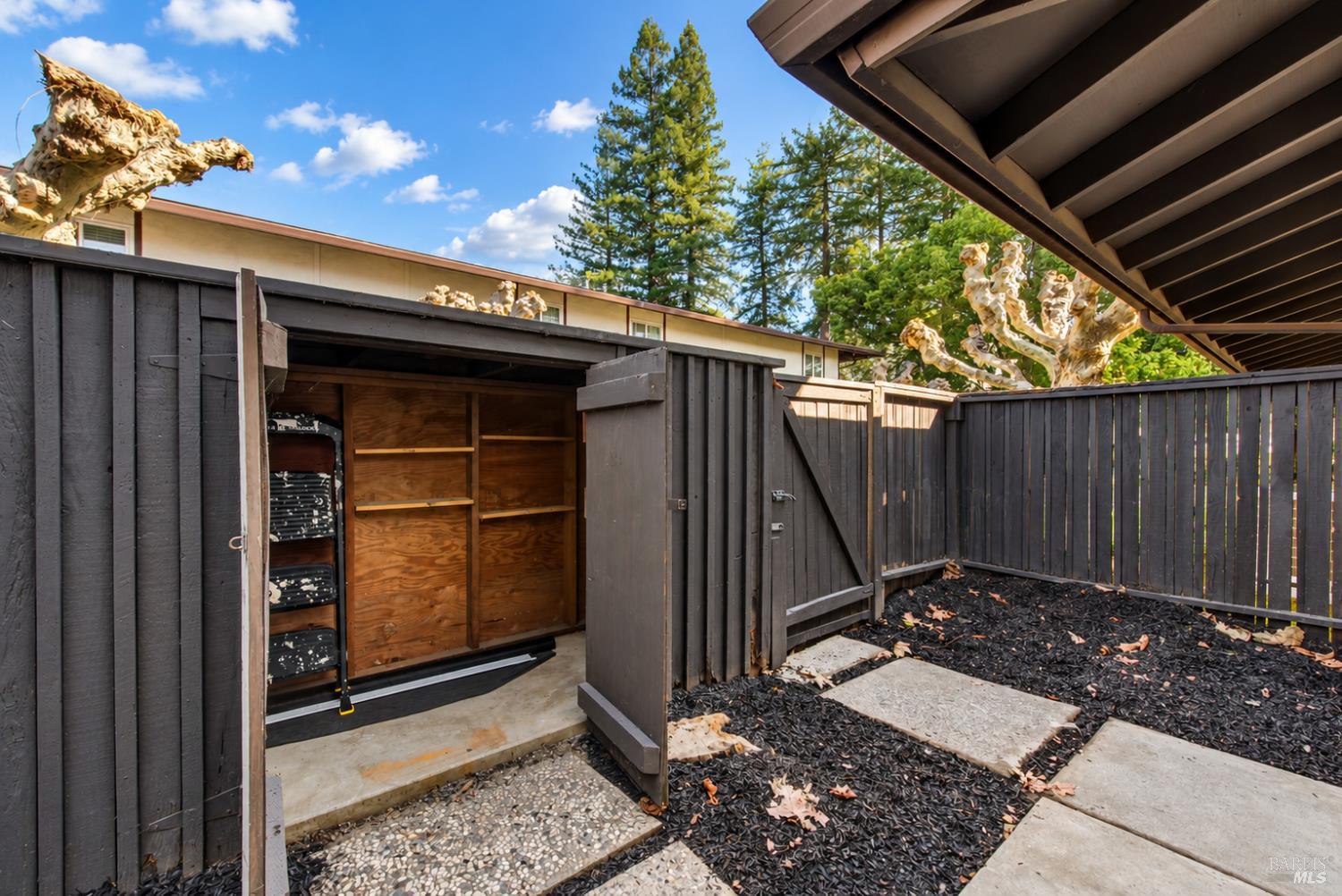 3472 Willis Drive Napa CA 94558