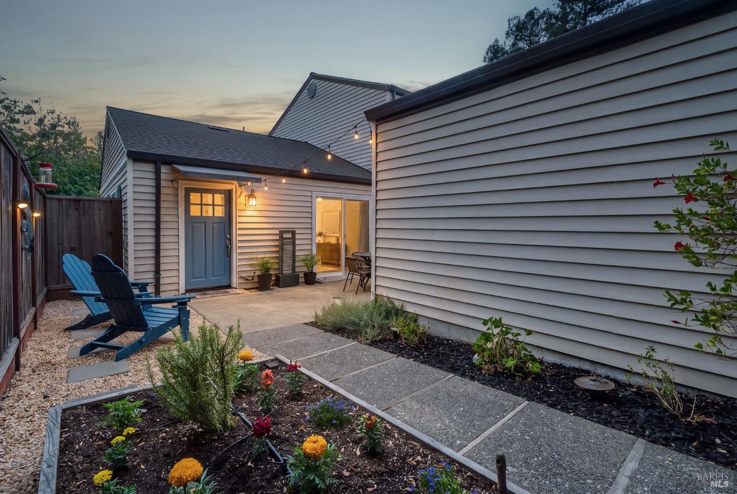 1618 Yardley Street Santa Rosa CA 95403