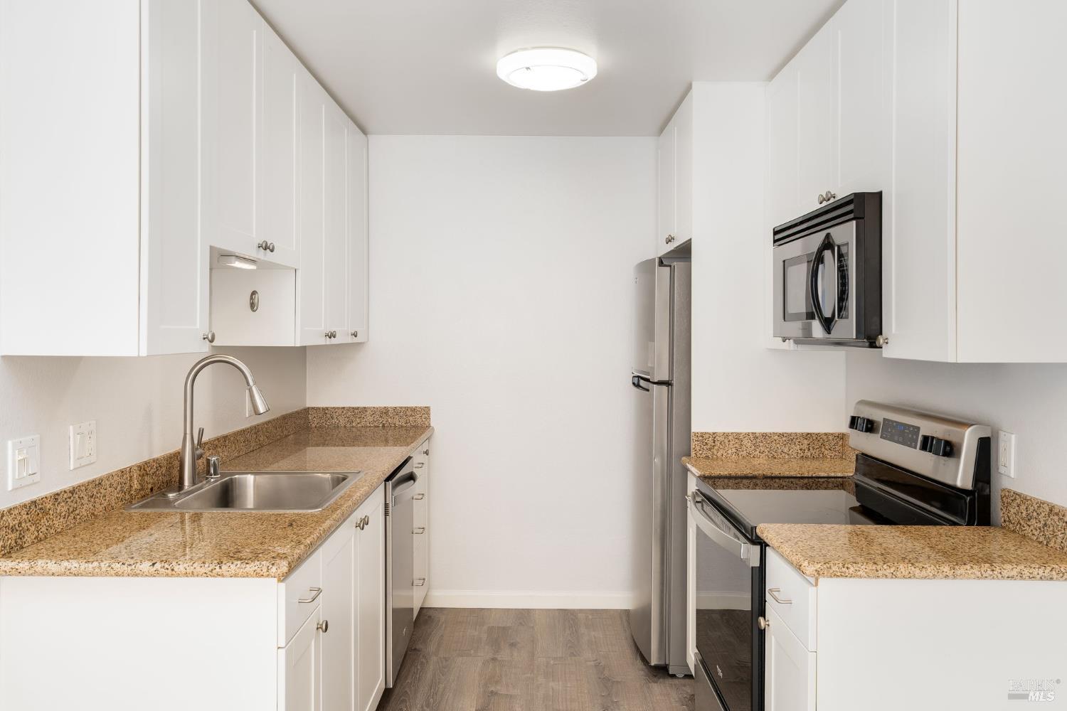 1618 Yardley Street Santa Rosa CA 95403