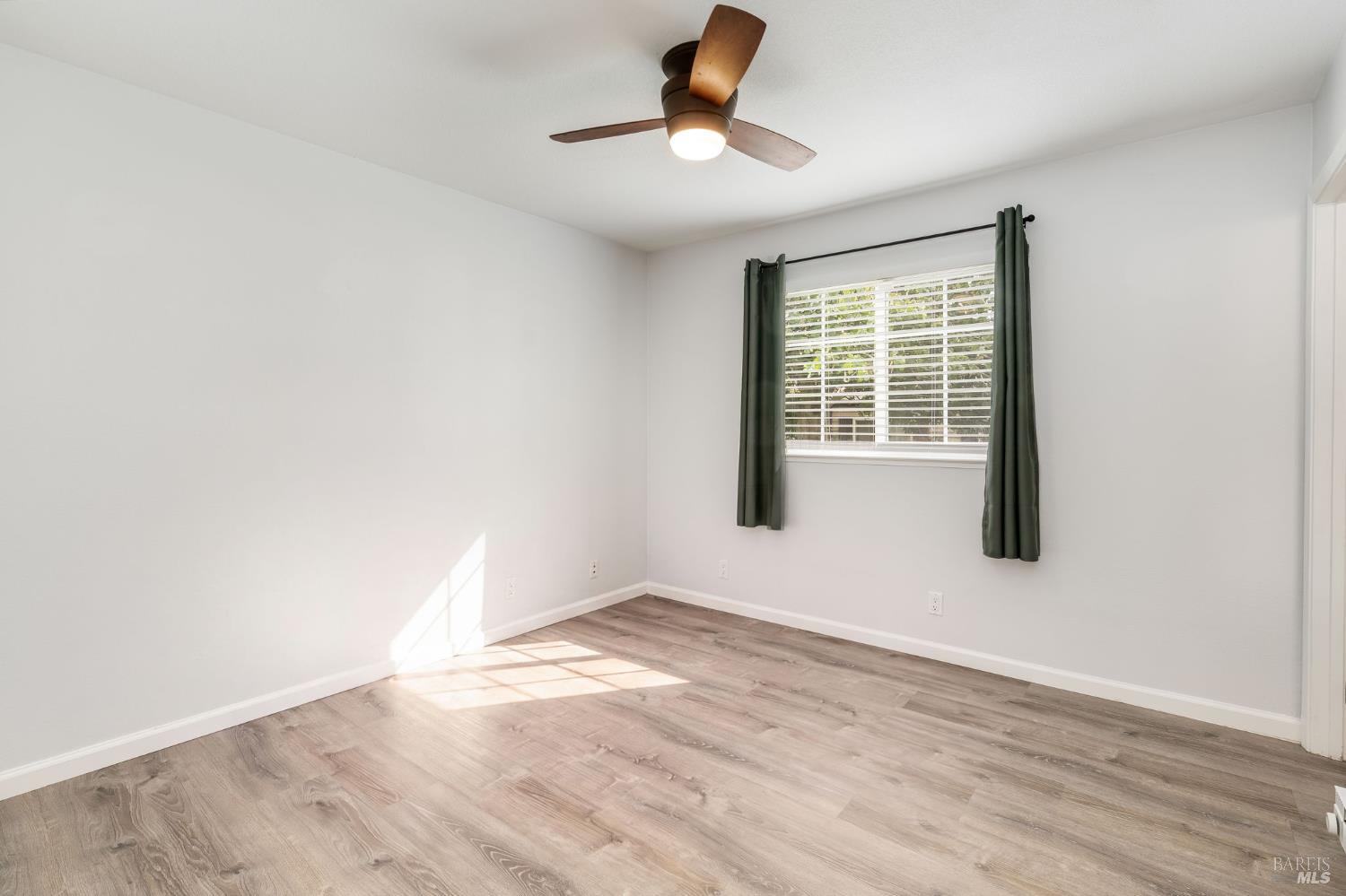 1618 Yardley Street Santa Rosa CA 95403