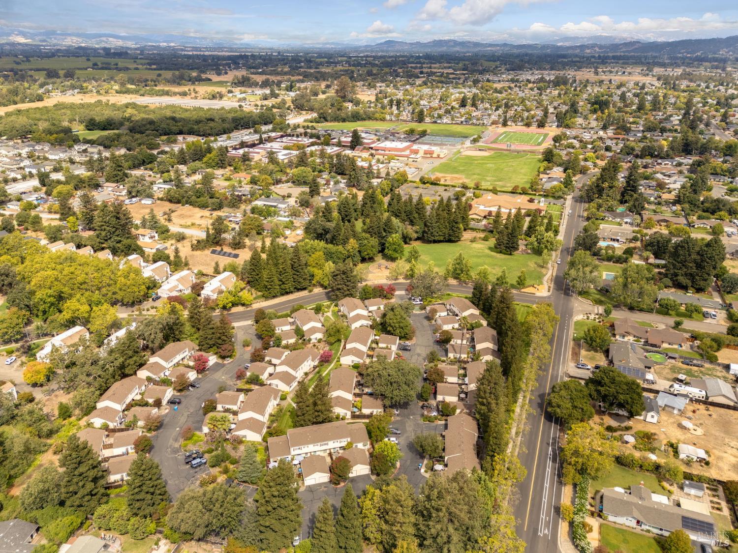 1618 Yardley Street Santa Rosa CA 95403