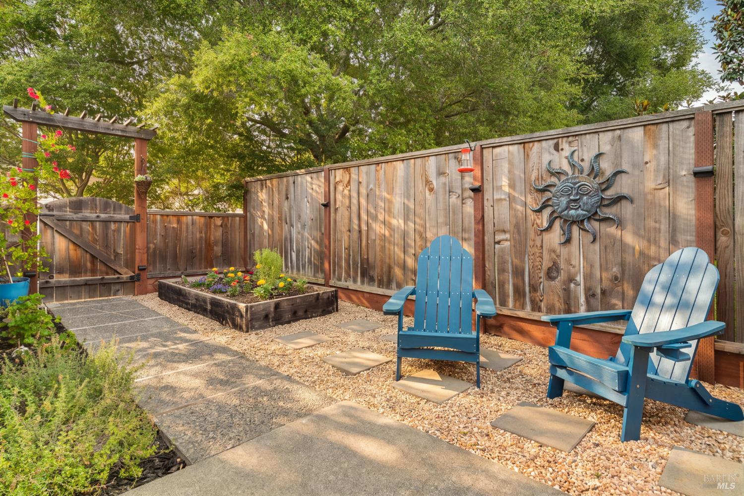 1618 Yardley Street Santa Rosa CA 95403