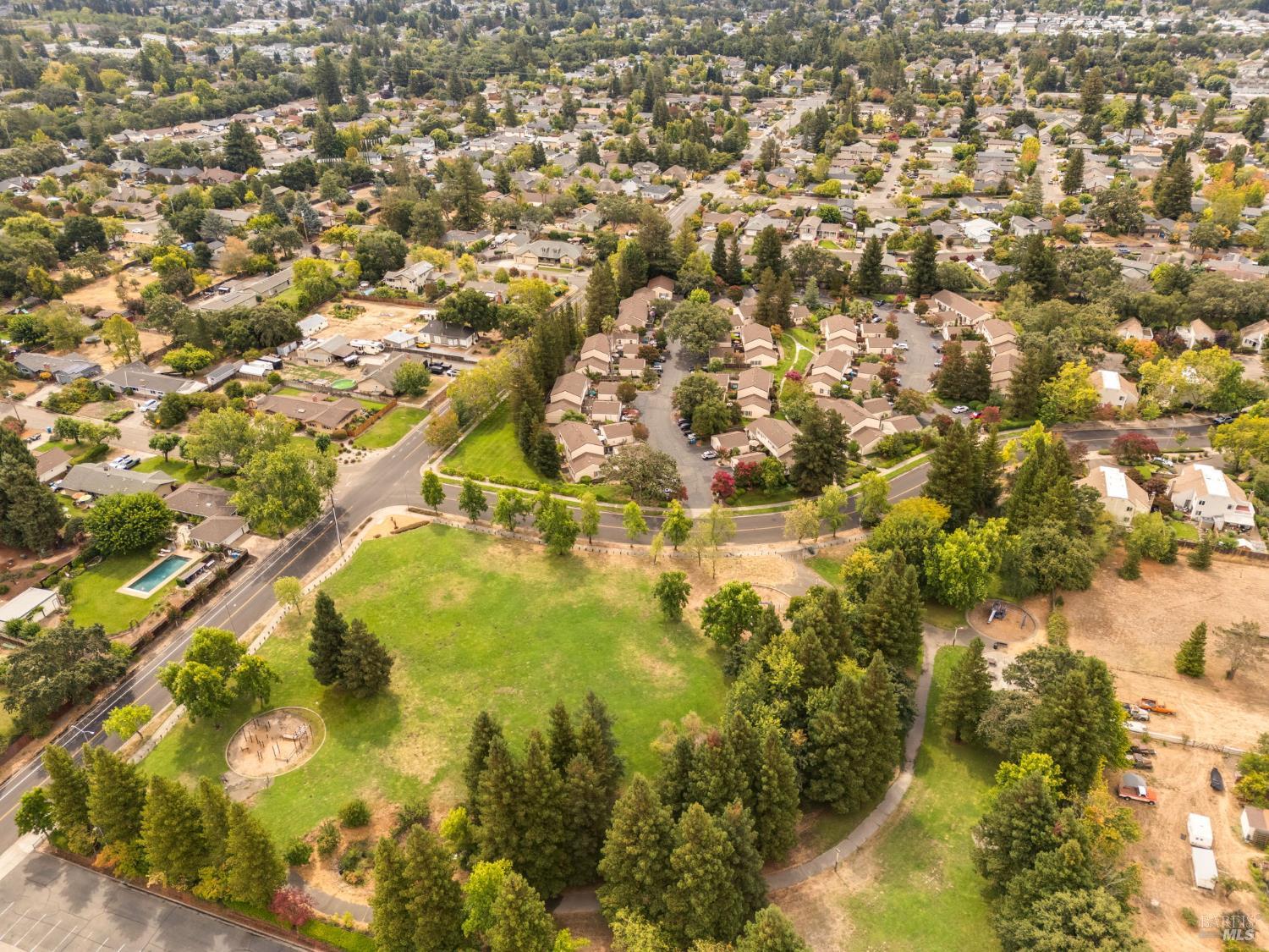1618 Yardley Street Santa Rosa CA 95403