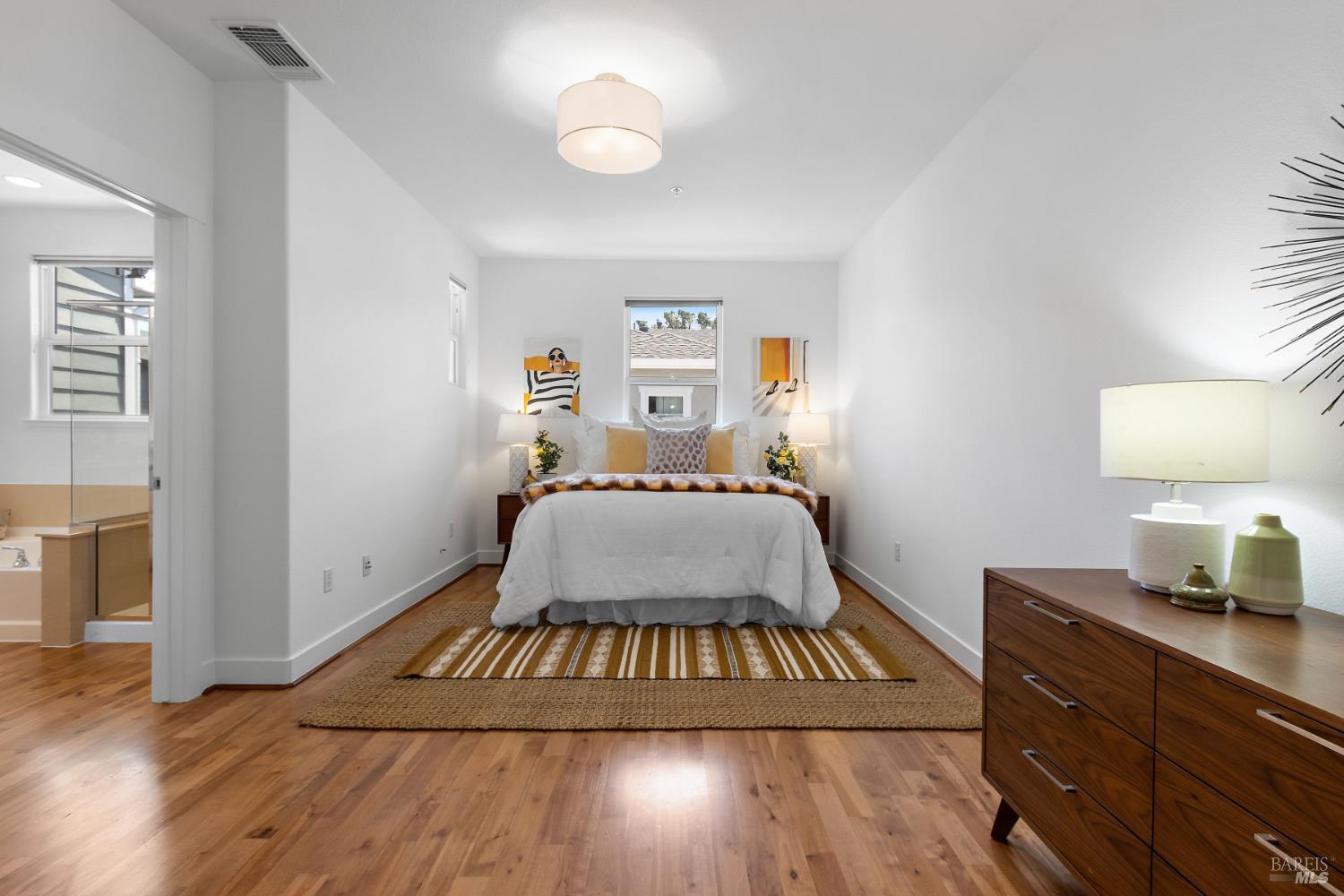 294 1st Street Benicia CA 94510