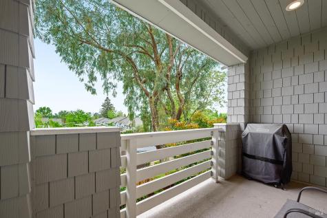 228 Johnson Street Windsor CA 95492