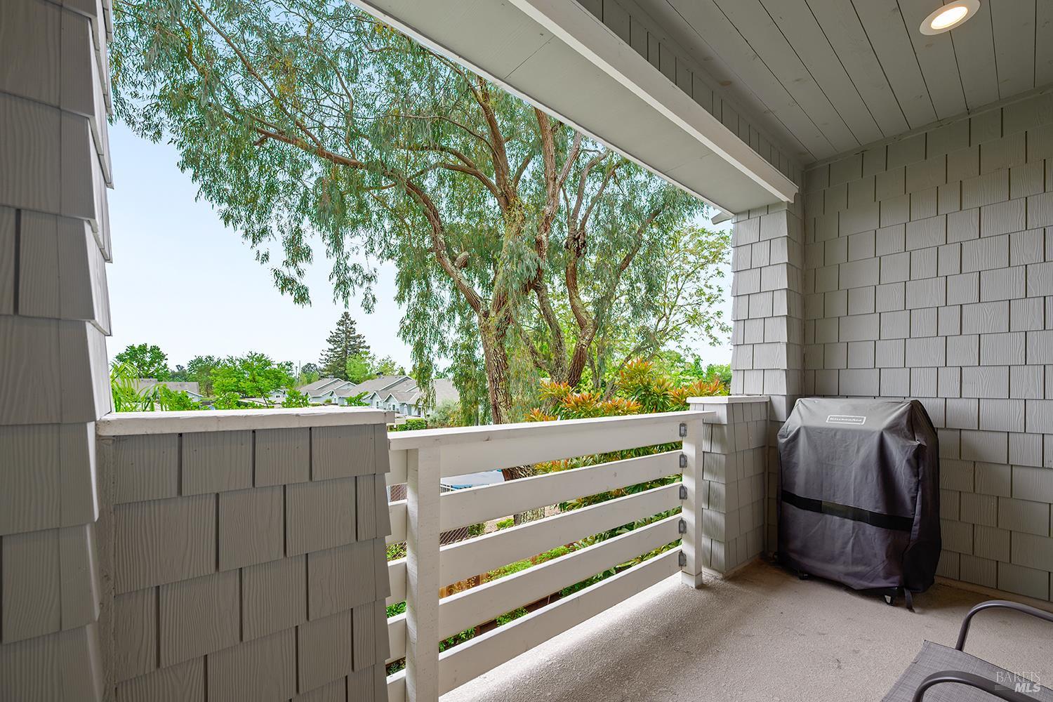 228 Johnson Street Windsor CA 95492