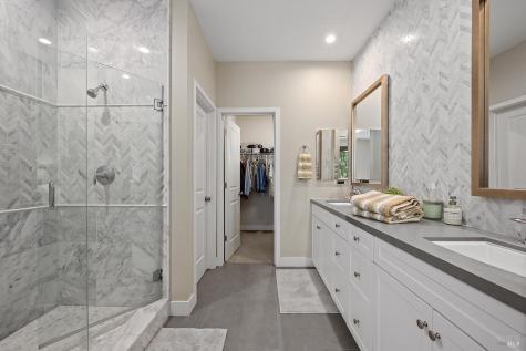 228 Johnson Street Windsor CA 95492