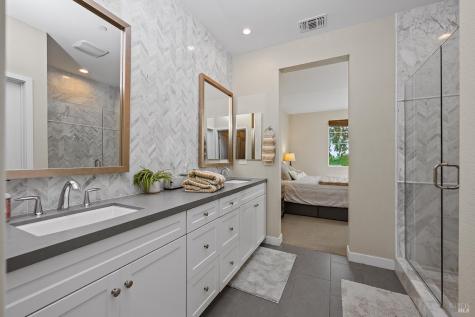 228 Johnson Street Windsor CA 95492