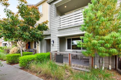 228 Johnson Street Windsor CA 95492