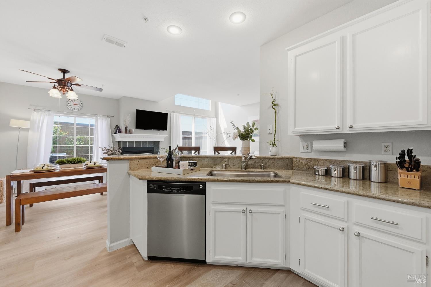 73 Manchester Drive Fairfield CA 94533