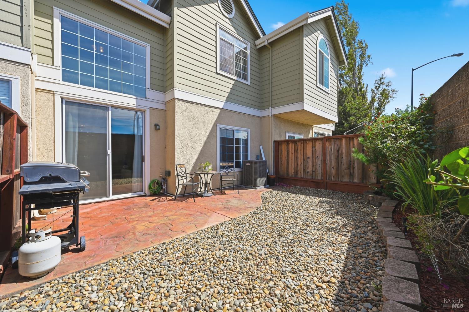 73 Manchester Drive Fairfield CA 94533