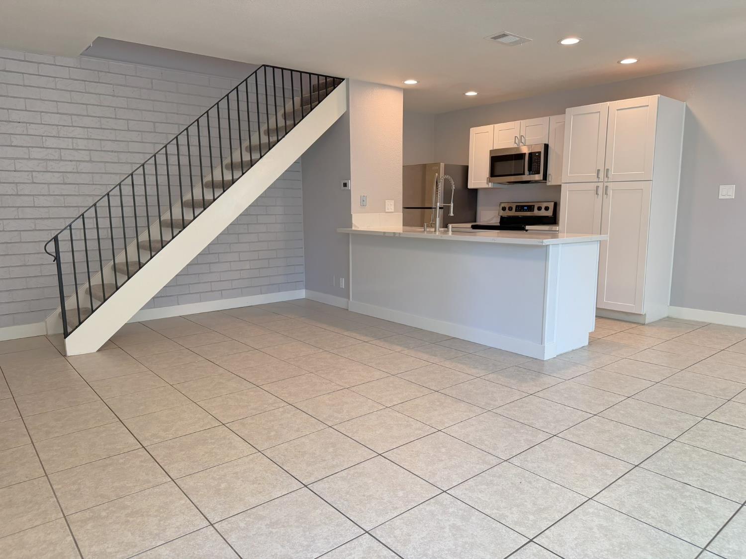 4516 Greenholme Drive Sacramento CA 95842