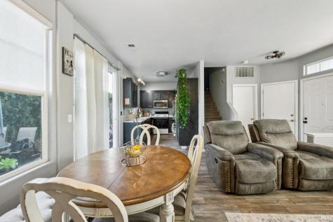 1507 Pinebrook Place Santa Rosa CA 95403