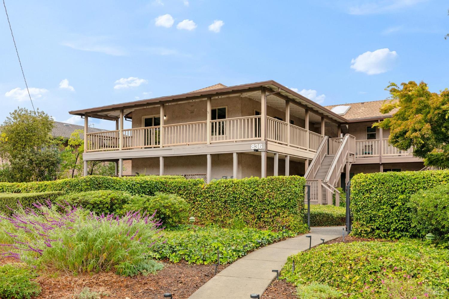 836 W Spain Street Sonoma CA 95476