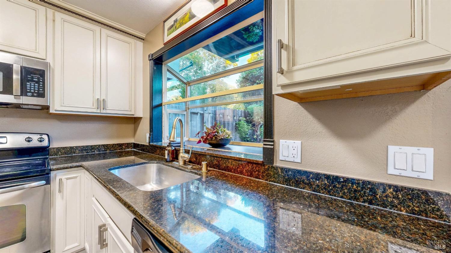 1029 Golf Course Drive Rohnert Park CA 94928