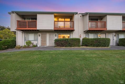 1029 Golf Course Drive Rohnert Park CA 94928