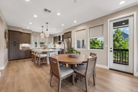209 Pippin Court Sebastopol CA 95407