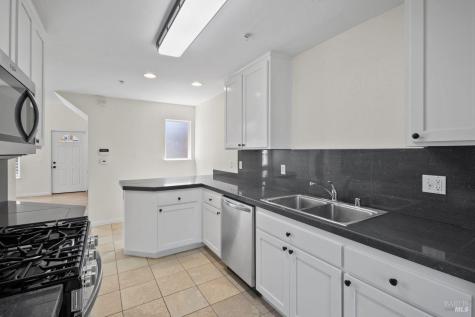 126 Treadway Court Cloverdale CA 95425