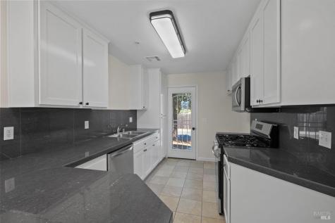 126 Treadway Court Cloverdale CA 95425