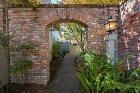 557 Biscayne Drive San Rafael CA 94901